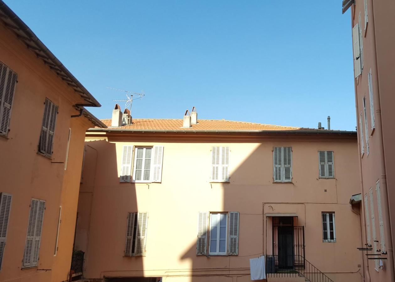 Superbe 2 Pieces Neuf A 100M De La Plage Menton Bagian luar foto
